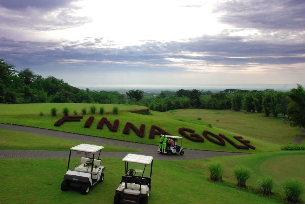 Finna Golf & Country Club Prigen Exteriör bild